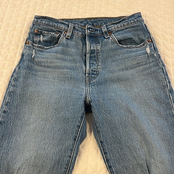 Levi’s 501 distressed denim - Picture 5 of 6